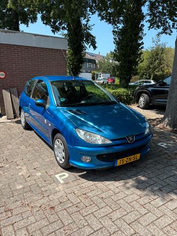 Peugeot 206 1.4 3D 2008 Blauw 187000km beschikbaar voor biedingen