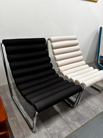 2x Vintage Bauhaus Boudins Lounge Chair, Michel Boyer 70s beschikbaar voor biedingen