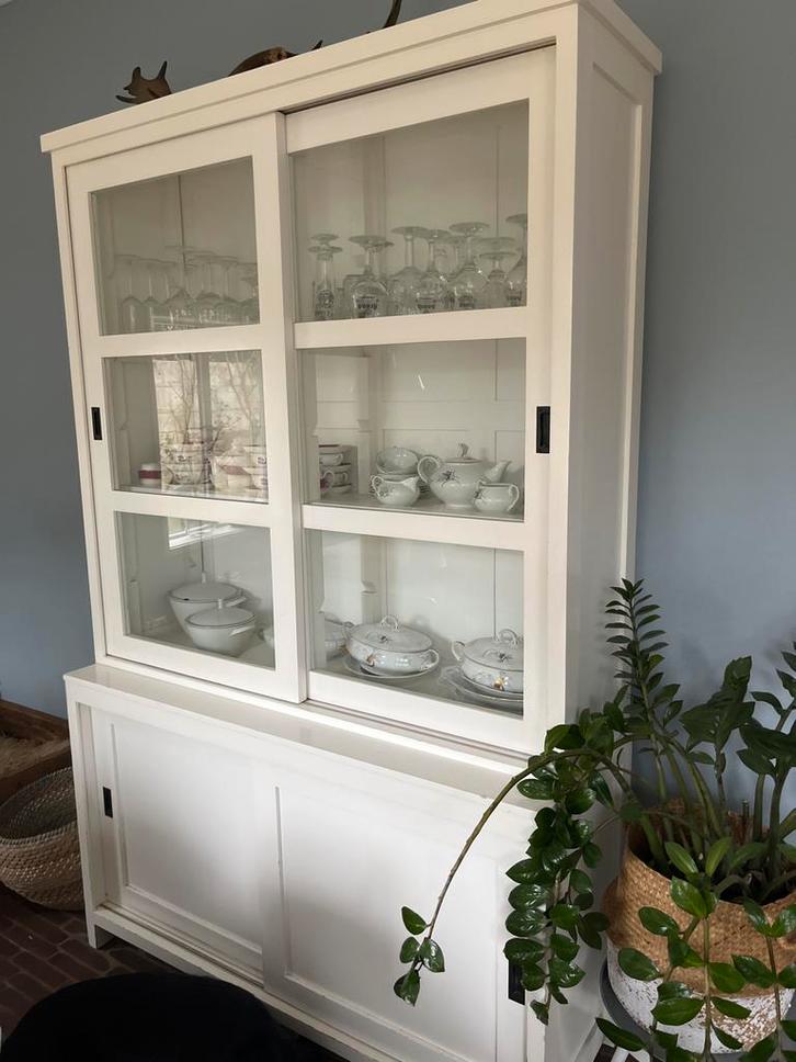 Witte buffetkast van Ars Longa - 1.40 breed, Huis en Inrichting, Kasten | Buffetkasten, Gebruikt, 200 cm of meer, 25 tot 50 cm