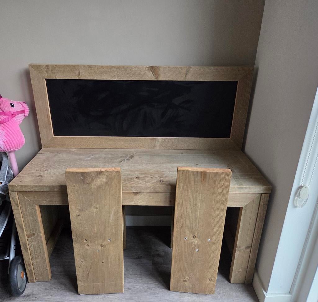 Steigerhouten Krijtbord Tafel met Stoeltjes, Kinderen en Baby's, Kinderkamer | Tafels en Stoelen, Verzenden, Gebruikt, Tafel(s) en Stoel(en)