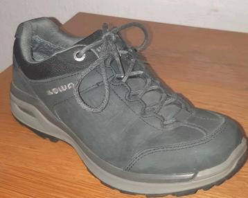 LOWA leren wandel schoenen. Maat 36½. beschikbaar voor biedingen