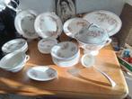 12 persoons eetservies CHARDON bruin van societe ceramique, Ophalen
