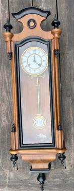 Hetmle noten houten wandklok, Antiek en Kunst, Ophalen