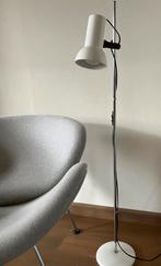 Vintage / retro seventies vloerlamp / leeslamp NIEUWSTAAT, Huis en Inrichting, 100 tot 150 cm, Metaal, Zo goed als nieuw, Ophalen