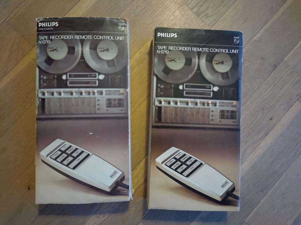 Philips tape recorder remote control unit N6719, Audio, Tv en Foto, Bandrecorders, Ophalen of Verzenden, Bandrecorder