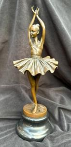 Elegante ballerina ,gesigneerd Milo, brons/bronzen, Antiek en Kunst, Kunst | Beelden en Houtsnijwerken, Ophalen of Verzenden