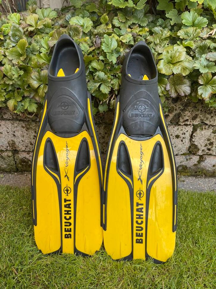 Beuchat voyager flippers/ snorkel vinnen, Watersport en Boten, Snorkelen, Zo goed als nieuw, Snorkelvinnen, Ophalen of Verzenden