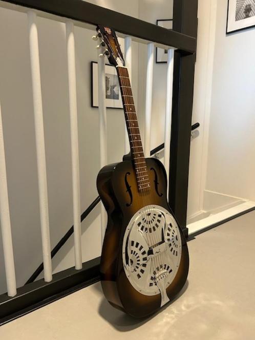 Dobro F60 1994, round neck (resonator gitaar), Muziek en Instrumenten, Snaarinstrumenten | Gitaren | Akoestisch, Zo goed als nieuw