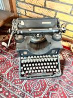 Olivetti M40 antieke typemachine, Ophalen, Zo goed als nieuw