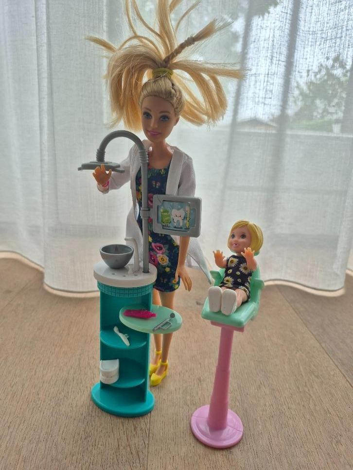 Barbie Tandarts, Kinderen en Baby's, Speelgoed | Poppen, Gebruikt, Barbie, Ophalen of Verzenden