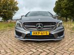 Mercedes-Benz CLA 180 2015 NAP 91497 KM nieuwe apk, Auto's, Mercedes-Benz, Zwart, 4 cilinders, 715 kg, Leder en Stof