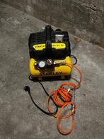Stanley Silent Compressor DST 100/8/6 + luchtgereedschapset, Doe-het-zelf en Verbouw, Compressors, Ophalen, 6 tot 10 bar, Zo goed als nieuw
