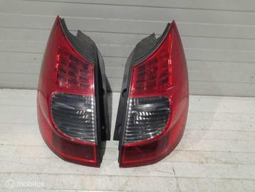 Achterlicht Renault Scenic beschikbaar voor biedingen