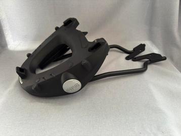 GIVI monokey m5 drager voor CRF1100L / Africa Twin beschikbaar voor biedingen