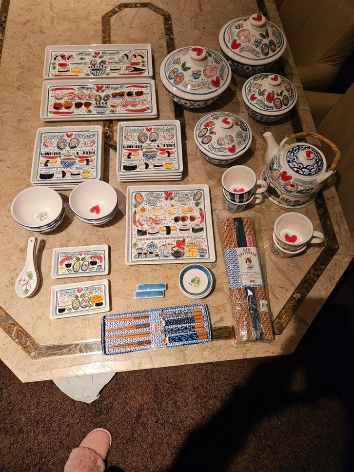 Blond Amsterdam sushi servies, Huis en Inrichting, Keuken | Servies, Bord(en), Blond Amsterdam, Aardewerk, Ophalen