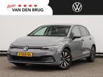 Volkswagen Golf 1.0 eTSI Life 110 pk DSG | Stoel- en stuurve, Auto's, Stof, Gebruikt, Euro 6, Adaptive Cruise Control