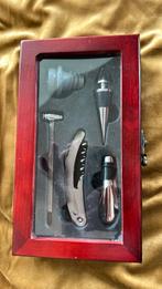 Geschenkdoos flessenopener etc, Ophalen of Verzenden, Zo goed als nieuw