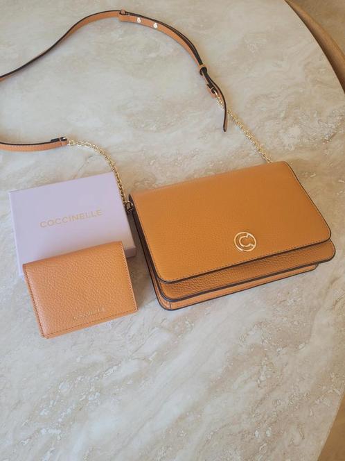 Coccinelle / Furla tas en portemonnee bruin oranje leer, Sieraden, Tassen en Uiterlijk, Tassen | Damestassen, Nieuw, Oranje, Ophalen of Verzenden