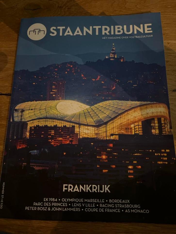 Staantribune #57 - Frankrijk, Boeken, Tijdschriften en Kranten, Gelezen, Overige typen, Ophalen of Verzenden