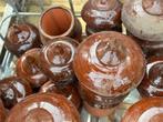 Keramische Schoorsteenkappen en potten bruin verglaasd., Ophalen