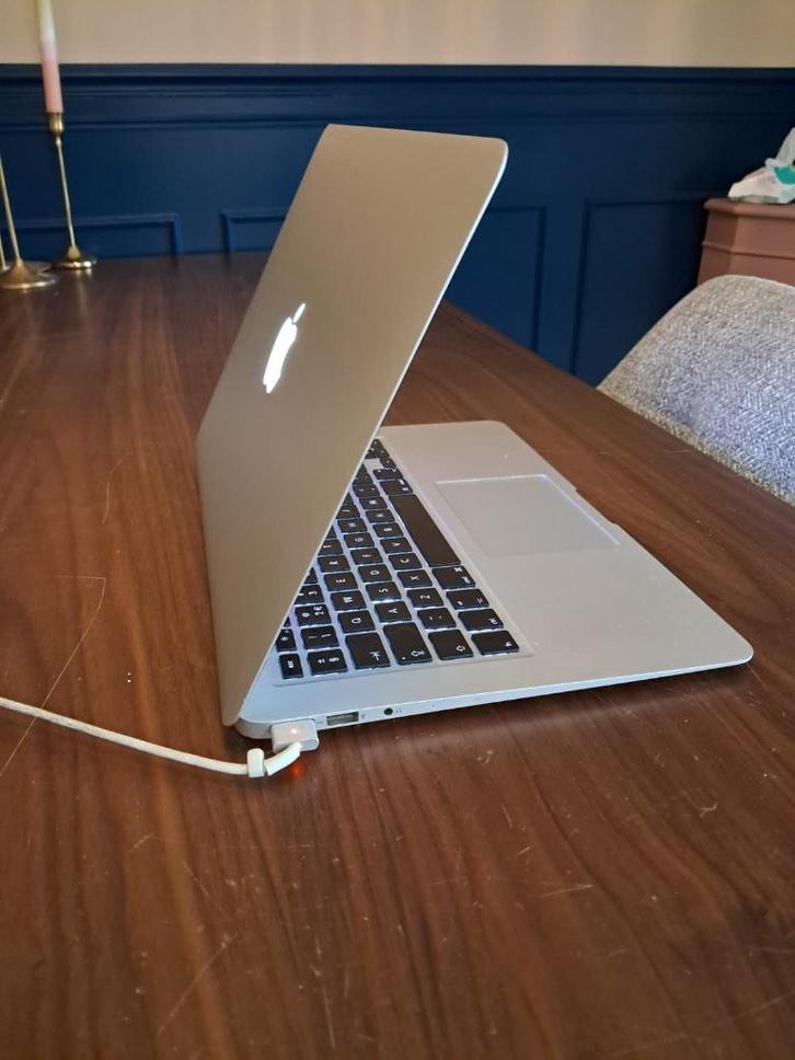 Mooie MacBook Air uit 2015 te koop, Computers en Software, Apple Macbooks, MacBook Air, 13 inch, Minder dan 2 Ghz, Ophalen of Verzenden