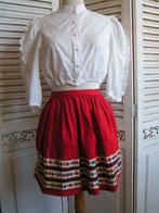 tiroler folklore schort nr SS 123, Verzenden, Zo goed als nieuw, Rood, Tafelkleed of Tafelzeil