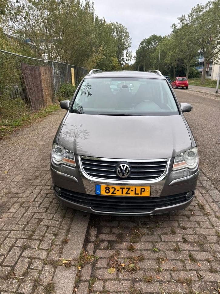 Volkswagen Touran 1.4 TSI Grijs, Auto's, Volkswagen, Particulier, Touran, Benzine, C, MPV, Handgeschakeld, Origineel Nederlands