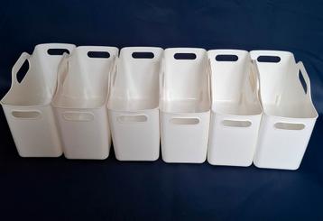 Mooie zacht kunstoffen opbergmanden, wit, 6 stuks. beschikbaar voor biedingen