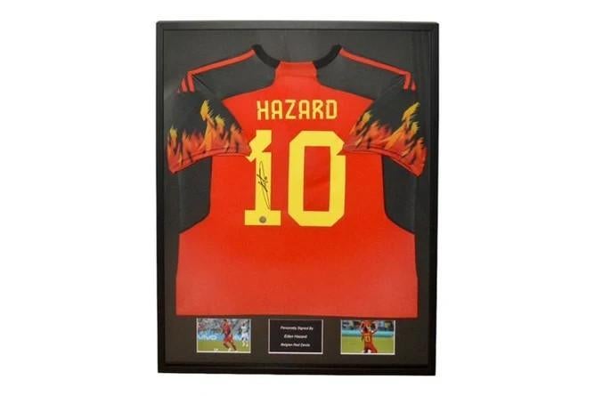 Eden Hazard België 22/23 gesigneerd ingelijst thuis shirt, Buitenlandse clubs, Soccersignings.nl, Shirt, Nieuw