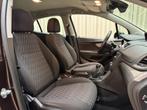 Opel Mokka 1.6 Edition *Trekhaak* Navigatie / Cruise Control, Auto's, Voorwielaandrijving, Gebruikt, Huisgarantie, 4 cilinders