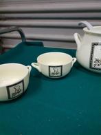 Soepterrine met deksel , vier soepkommen met oren en soeplep, Ophalen of Verzenden, 'T Olde Gre-j, Info@toldegrej.nl, Endepoelstraat 20f Didam