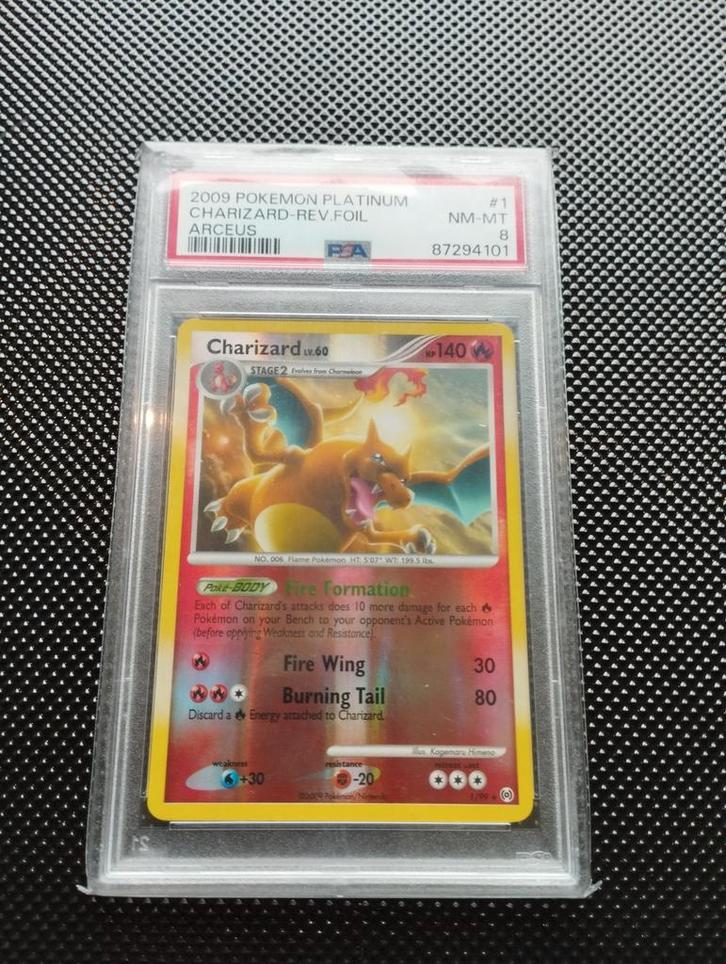 Charizard Reverse Holo Pokemon kaart PSA8 Arceus platinum, Hobby en Vrije tijd, Verzamelkaartspellen | Pokémon, Zo goed als nieuw