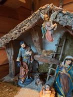 Kerststal met figuren, Antiek en Kunst, Antiek | Religie, Ophalen of Verzenden