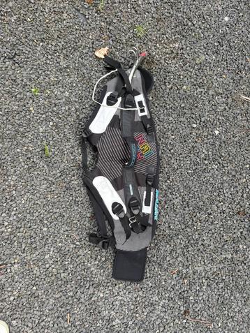 Naish kitesurf trapeze (zittrapeze, maat XS) beschikbaar voor biedingen