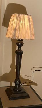 Mooie Ranke Tafellamp , Metaal / Stof, Gebruikt, 50 tot 75 cm, Ophalen of Verzenden, Metaal