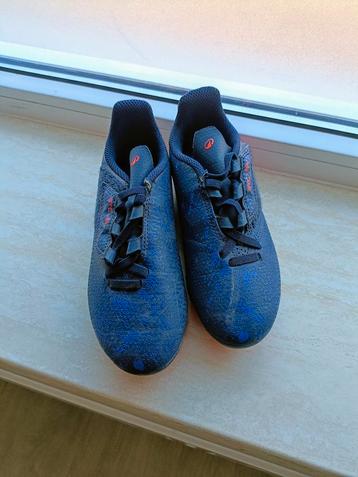 Kipsta voetbalschoenen  beschikbaar voor biedingen