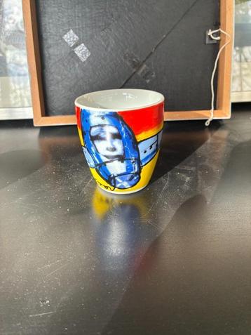 koffiemokken van Herman Brood beschikbaar voor biedingen