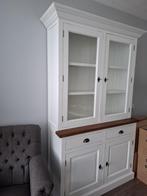 Wandkast - Eettafel met stoelen - Salontafel - Commode, Ophalen