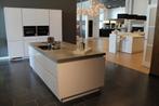 Showroom keuken Nolte Nova Lack hoogglans arctic wit, Ophalen, Wit, Nieuw, Enkelwandige keuken