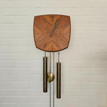 Vintage Deens design teak messing Wandklok Klok beschikbaar voor biedingen