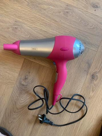 Hair Dryer beschikbaar voor biedingen