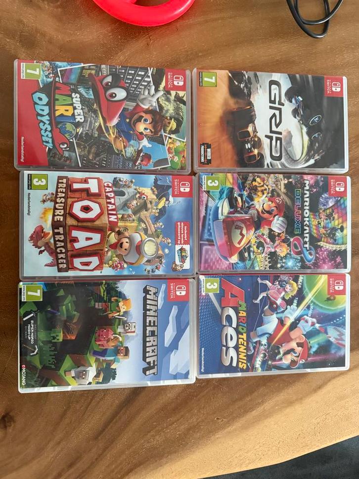 Nintendo Switch + 6 Games (Mario Kart, Odyssey, Minecraft), Spelcomputers en Games, Games | Nintendo Switch, Gebruikt, Overige genres