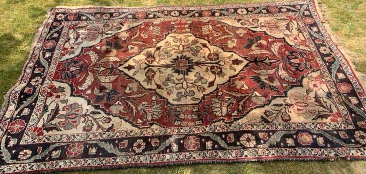 Mooi oud / antiek Persisch Tapijt ,maat 135x200 cm, Antiek en Kunst, Antiek | Kleden en Textiel, Ophalen