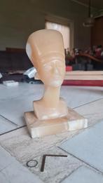 Koningin Nefertiti buste, Ophalen