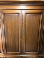 Mooie 2 deurs kast met 2 lades, Antiek en Kunst, Antiek | Meubels | Kasten, Ophalen of Verzenden