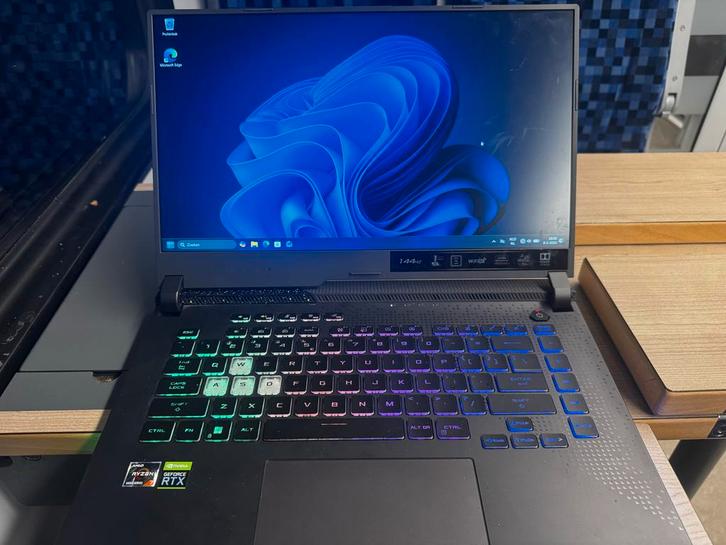 Asus ROG Strix G513RC - Ryzen 7, RTX 3050, Computers en Software, Windows Laptops, Zo goed als nieuw, 15 inch, SSD, 3 tot 4 Ghz