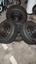 Kumho Winterbanden 205/55 R16 op velg - Hyundai, Kia, Mazda, Auto-onderdelen, Banden en Velgen, Ophalen, Gebruikt