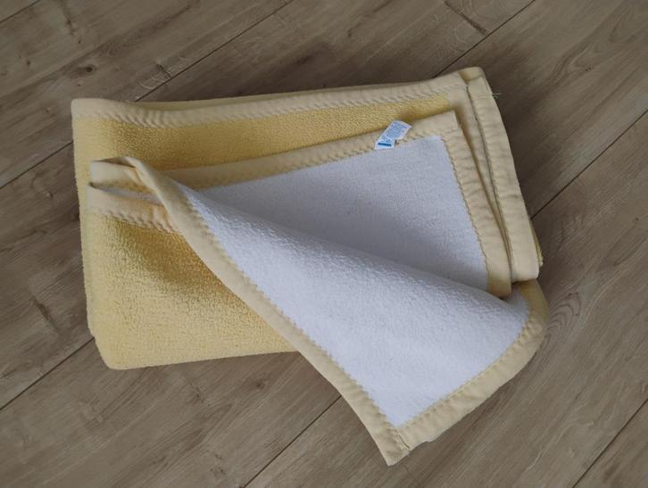 Vintage baby en peuter deken voor ledikantje 87 x 165 cm, Kinderen en Baby's, Dekens, Slaapzakjes en Inbakerproducten, Gebruikt