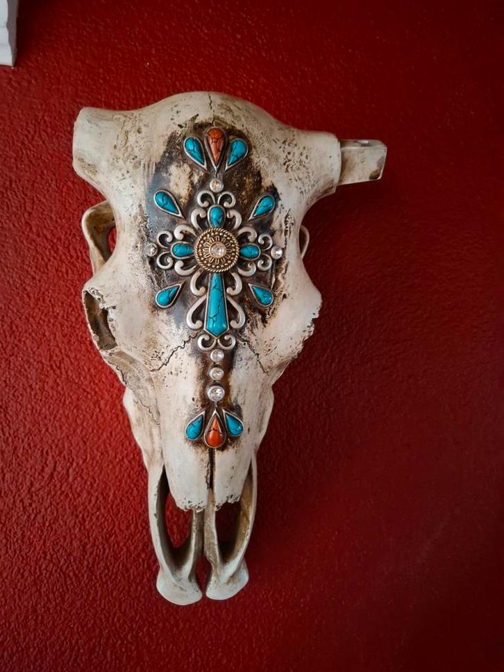 Decoratieve Stierenkop met Turquoise versieringen 43 cm, Huis en Inrichting, Woonaccessoires | Wanddecoraties, Zo goed als nieuw