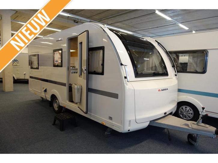 Adria Adora 502 UL; enkele bedden, nieuw, Caravans en Kamperen, Caravans, Bedrijf, tot en met 4, 1250 - 1500 kg, Rondzit, Adria